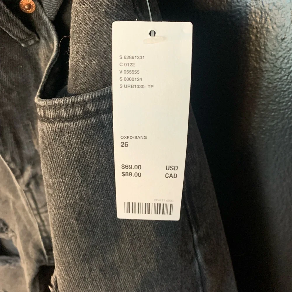 UO High Rise Relaxed Jeans - Picture 7 of 7